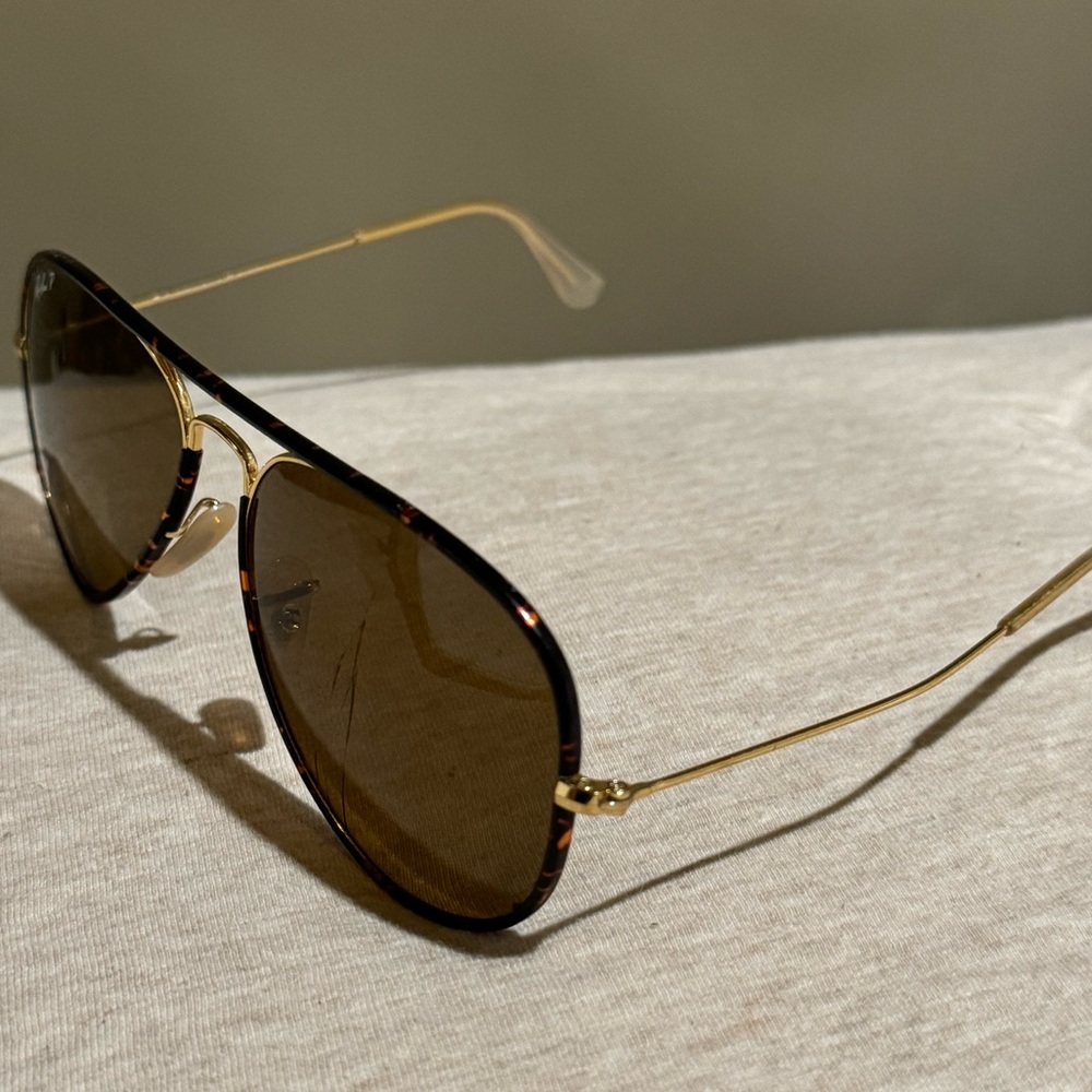 Stylish Gold and Brown Aviator Sunglasses
